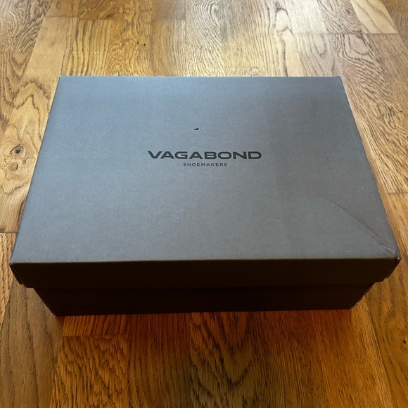 Leather Platform Sandal - Picture 9 of 9